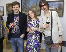 Основатели студии- Наталия, Дмитрий с  Виктором Панковым.jpg