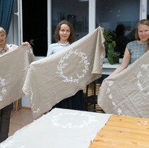 Мастер-класс по набойке по ткани «Декор столовой дорожки «Венок» (22.09.2022)